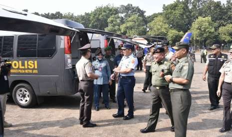 Kesiapsiagaan personel Tim Medis Kesehatan yang tergabung dalam Satuan Tugas (Satgas) Kesehatan TNI-Polri telah dipersiapkan juga dilengkapi dengan armada Ambulans darat maupun Ambulans udara berbagai tipe. 