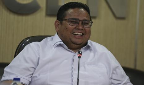 Ketua Bawaslu Rahmat Bagja memberikan keterangan pers terakait dana safari politik capres Partai Nasdem Anies Baswedan.