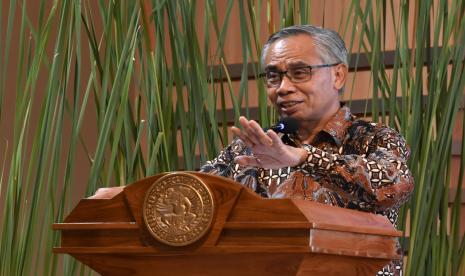 Ketua Dewan Komisioner Otoritas Jasa Keuangan (OJK) Wimboh Santoso menyambut baik terpilihnya Dewan Komisioner OJK periode 2022-2027 usai hasil uji kelayakan dan kepatutan diumumkan Komisi XI Dewan Perwakilan Rakyat (DPR).