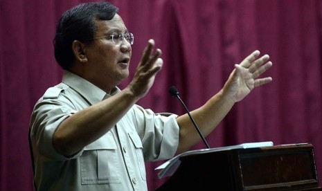 Ketua Dewan Pembina Partai Gerindra, Prabowo Subianto menjadi pembicara dalam acara Series Seminar Dewan Guru Besar Universitas Indonesia (UI)