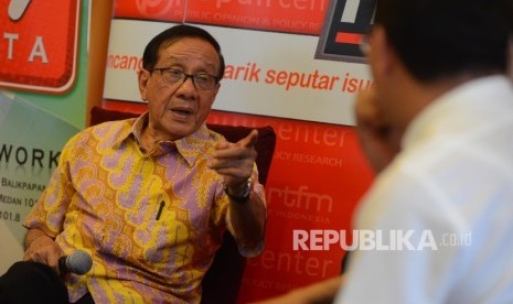 Ketua Dewan Pertimbangan DPP Partai Golkar Akbar Tanjung 