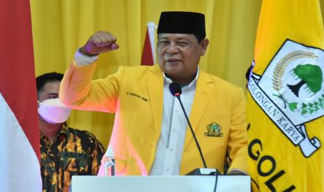 Ketua DPD Partai Golkar Prov Kalsel H. Sahbirin Noor mengucapkan selamat kepada jajaran DPD Partai Golkar Batola yang diketuai H Rahmadian Noor dan DPD Golkar Banjarmasin dipimpin H Yuni Abdi Nur Sulaiman HB.