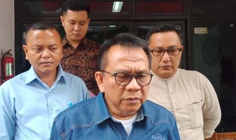 Ketua DPD Partai Gerindra DKI Jakarta Muhammad Taufik di gedung Bawaslu DKI Jakarta, Kamis (20/9). 