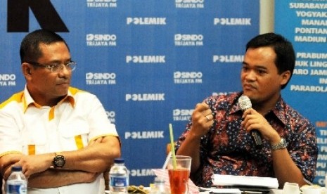 Ketua DPP Partai Hanura Saleh Husin (kiri).