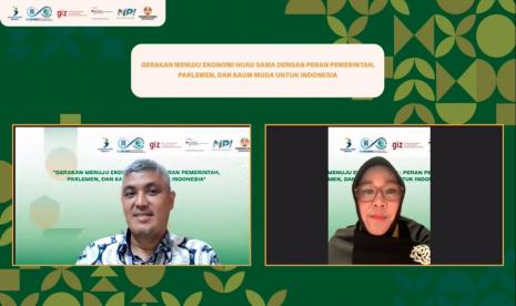 Ketua DPP PPP Bidang Isu Strategis Illiza Saaduddin Djamal meminta pemerintah agar terus menggenjot kebijakan pro lingkungan. Hal ini ia katakan dalam Webinar bertajuk Gerakan Menuju Ekonomi Hijau: Peran Pemerintah, Parlemen dan Kaum Muda untuk Indonesia, Rabu (8/12).