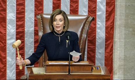 Sidang Pemakzulan Trump di Senat Dimulai. Ketua House of Representative AS Nancy Pelosi setelah mengetok palu keputusan pemakzulan Presiden Donald Trump di Washington DC.