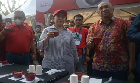 Ketua DPR RI Puan Maharani mengajak kader PDI Perjuangan (PDIP) se-Indonesia untuk bahu membahu menjadikan Indonesia sebagai juara kopi dunia.