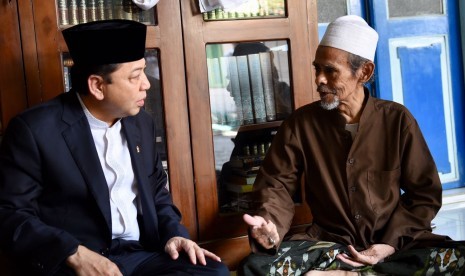 Ketua DPR RI Setya Novanto menghadiri peringatan Hari Santri Nasional di Pondok Pesantren Syekh Abdul Qadir Al Jailani.