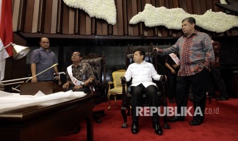 The Chairman of the House of Representatives Setya Novanto (second right) and The Deputy Chairman of the House of Representatives Fahri Hamzah (right) during rehearsal to welcome King Salman bin Abdul Aziz Al-saud of Saudi Arabia at parliament building, Senayan, Jakarta, Tuesday 28, 2017. 