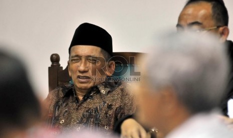 Ketua DPRD nonaktif Bangkalan Fuad Amin Imron menjalani sidang dengan agenda keterangan saksi ahli di Pengadilan Tipikor, Jakarta, Senin (22/6). 