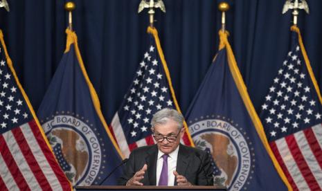 Ketua Federal Reserve Jerome Powell berbicara selama konferensi pers di Gedung Dewan Federal Reserve William McChesney Martin Jr. setelah pertemuan Komite Pasar Terbuka Federal pada Rabu, 26 Juli 2023, di Washington. 