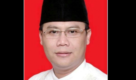 Ketua Fraksi PDI Perjuangan MPR RI   Dr. Ahmad Basarah.        