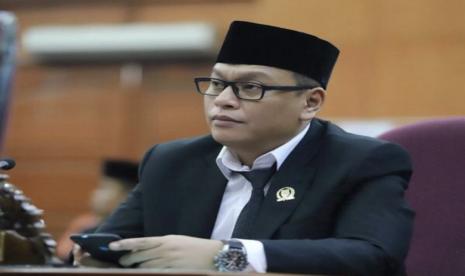 Ketua Fraksi PDIP DPRD Kota Depok, Ikravany Hilman.