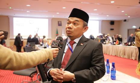 Ketua Fraksi PKS Jazuli Juwaini bersuara tentang kemerdekaan Palestina di Forum Parlemen OKI.