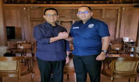 Ketua Garpu Jawa Barat (Jabar), Heikal Safar bersama capres Anies Rasyid Baswedan.