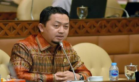 Ketua Grup Kerja Sama Bilateral (GKSB) DPR RI Indonesia-Palestina Syahrul Aidi Maazat menduga ada motif politik dalam negeri Israel yang kembali melakukan serangan ke Palestina akhir pekan lalu. 