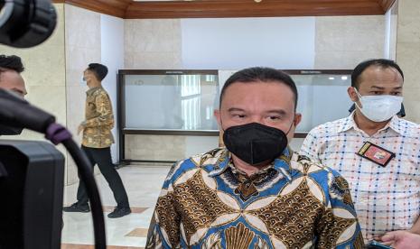 Ketua Harian DPP Partai Gerindra yang juga Wakil Ketua DPR Sufmi Dasco Ahmad enggan berkomentar terkait Luhut klaim Gerindra mendukung penundaan pemilu.