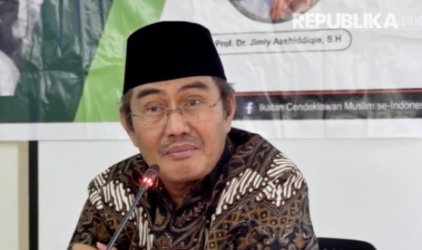 Ketua Ikatan Cendekiawan Muslim Indonesia (ICMI) Jimly Asshiddiqie 