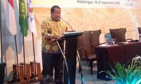 Ketua Induk Baitut Tamwil Muhammadiyah  (BTM),  Drs  Achmad Suud MSi menyampaikan rekomendasi Muhammadiyah Microfinance Summit 2019.