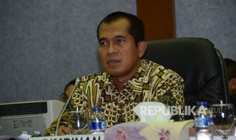 Ketua Komisi 1 DPR RI  Abdul Kharis Almasyhari.