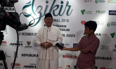 Ketua Komisi Dakwah MUI, KH Cholil Nafis menghadiri acara Dzikir Nasional di Masjid At-Tin, TMII, Jakarta, Senin (31/12). 