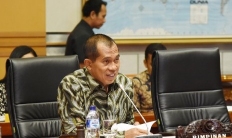 Wakil Ketua Komisi I DPR, Abdul Kharis Almasyhari.