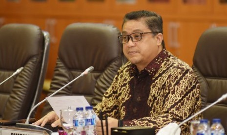  Ketua Komisi IX DPR Dede Yusuf.