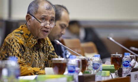 Ketua KPK Agus Rahardjo mengikuti rapat dengar pendapat dengan Komisi III DPR di Kompleks Parlemen, Senayan, Jakarta, Rabu (12/6/2019). 