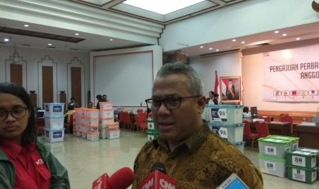 Ketua KPU, Arief Budiman, memberikan keterangan usai penutupan masa perbaikan berkas pendaftaran caleg dan penggantian caleg mantan napi korupsi. Hingga saat ini, jumlah caleg mantan napi korupsi bertambah menjadi 202 orang.