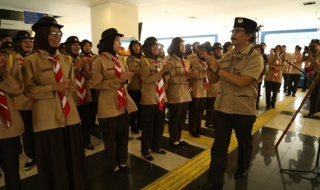 Ketua Kwarnas Gerakan Pramuka, Adhyaksa Dault saat membuka pencanangan Pramuka Peduli Karya Bakti Lebaran 1438 H