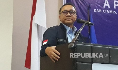 Ketua Majelis Permusyawaratan Rakyat (MPR) RI, Zulkifli Hasan memberikan penjelasan pentingnya masyarakat perjuangkan nilai reformasi untuk tercapainya Demokrasi Pancasila, Kamis (18/1) di Gedung KH Ahmad Dahlan Stikes Muhammadyah, Kabupaten Ciamis. 