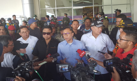 Ketua Majelis Permusyawaratan Rakyat (MPR), Zulkifli Hasan, Ketua Dewan Perwakilan Rakyat (DPR) Bambang Soesatyo, Ketua Dewan Perwakilan Daerah (DPD) Oesman Sapta, dan Wakil Ketua DPR Fadli Zon ke Palu, Rabu (3/10).