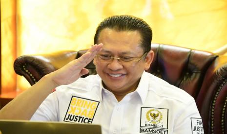  Ketua MPR Bambang Soesatyo (Bamsoet) mendukung langkah Presiden yang membubarkan 10 lembaga nonstruktural tersebut dengan pertimbangan agar kinerja pemerintah lebih solid dan dapat meningkatkan efektivitas dan efisiensi kinerja pemerintah.