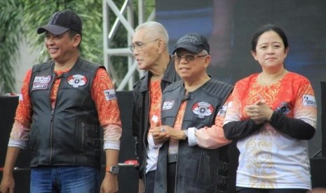 Ketua MPR RI Bambang Soesatyo mengusulkan pemberian anugerah kepada almarhum Taufik Kiemas sebagai Bapak Empat Pilar MPR RI. Hal itu disampaikan Bambang ketika memberikan sambutan di acara Riding Kebangsaan dan Grand Final Lomba Empat Pilar MPR RI di Gedung MPR RI, Jakarta, Ahad (23/2).