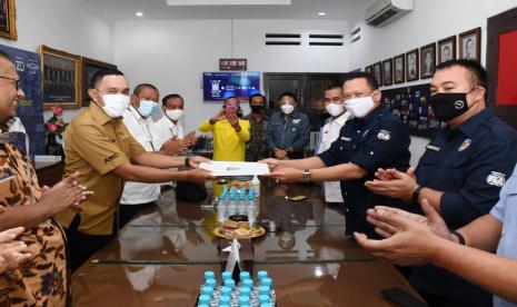 Ketua MPR RI Bambang Soesatyo resmi mendaftarkan diri sebagai calon Ketua Umum Pengurus Pusat Ikatan Motor Indonesia (PP IMI) periode 2020-2024. Pendaftaran diterima langsung Ketua Tim Penjaringan Ketua Umum IMI, Ahmad Sahroni. Proses pemilihan akan dilakukan dalam Musyawarah Nasional IMI di Makassar, 20 Desember 2020.