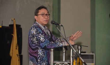 Ketua MPR RI Dr. Zulkifli Hasan, SE.,MM sampaikan tiga hal yang menjadi modal keberhasilan Indonesia  masa depan dihadapan mahasiswa Universitas Jenderal Soedirman (Unsoed), Kamis(3/9).