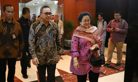 Ketua MPR RI Zulkifli Hasan bersama Megawati.