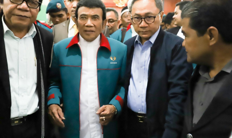 Ketua MPR RI Zulkifli Hasan bersama Rhoma Irama.