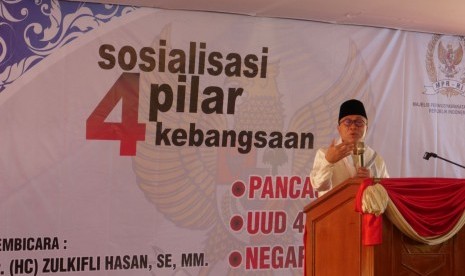 Ketua MPR Zuklifli Hasan di Ponpes Modern Lembah Arafah Kabupaten Bogor, Rabu (28/3).