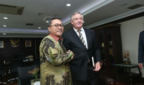 Ketua MPR Zulkifli Hasan menerima delegasi senator dan anggota parlemen dari Australia