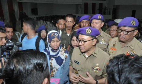 Ketua MPR Zulkifli Hasan (tengah).