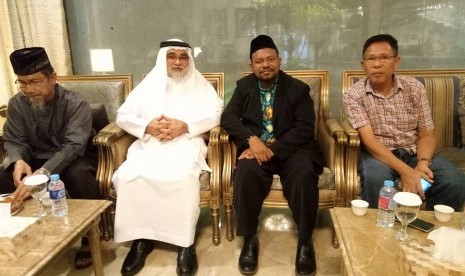 Ketua MUI Papua Barat, Ahmad Nausrau (kedua dari kanan).