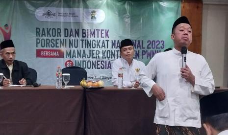 Ketua Panitia Pelaksana Porseni NU, KH. Nusron Wahid, berbicara dalam rakor dan bimtek untuk menyukseskan kegiatan tersebut.