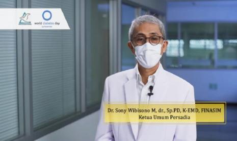 Ketua PB PERSADIA Dr. dr. Sony Wibisono, Sp.PD-KEMD, FINASIM juga menegaskan penyandang diabetes sangat rentan terkena infeksi virus. Pakar sebut angka kematian pasien diabetes akibat Covid-19 lebih tinggi 8,3X lipat