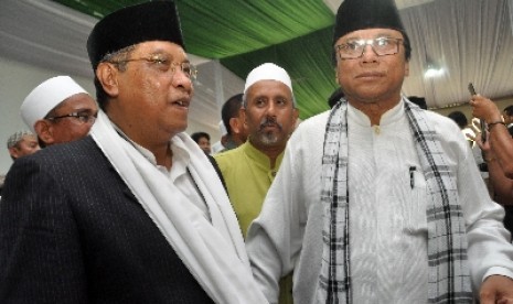 Ketua PBNU, KH Said Aqil Siradj (kiri).