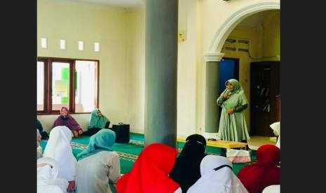 Ketua PD Salimah Kabupaten Bogor, Nur Laela Turohmah