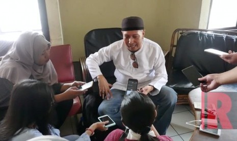 Ketua Pelaksana Deklarasi Maaruf Halimuddin (tengah).