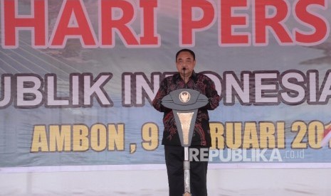 Ketua Persatuan Wartawan Indonesia (PWI) Margiono memberi sambutan saat acara puncak perayaan Hari Pers Nasional (HPN) 2017 di lapangan Tantui, Ambon, Maluku, Kamis (9/2).