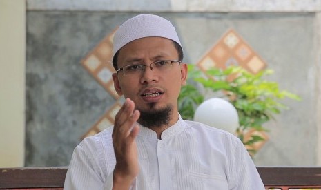  Ketua Program Kaderisasi Ulama Pesantren Tinggi Ulil Albaab UIKA, Akhmad Alim