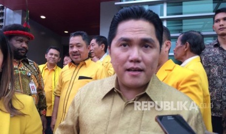 Ketua TKN Jokowi-Ma'ruf, Erick Thohir, saat menghadiri Resepsi dan Puncak HUT Partai Golkar ke-54, di Jakarta International Expo, Kemayoran, Ahad (21/10). 